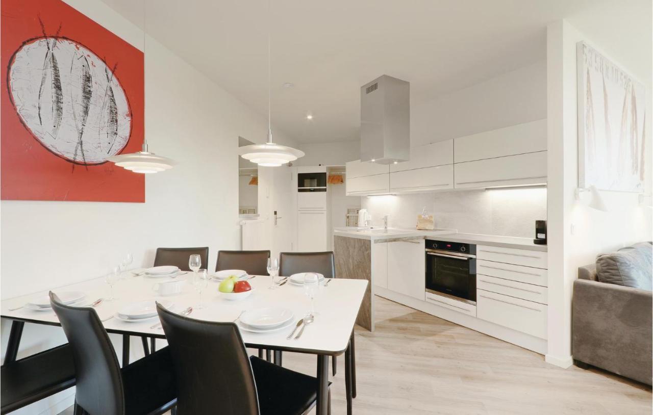 Cozy Apartment In Luebeck Travemuende With Sauna エクステリア 写真